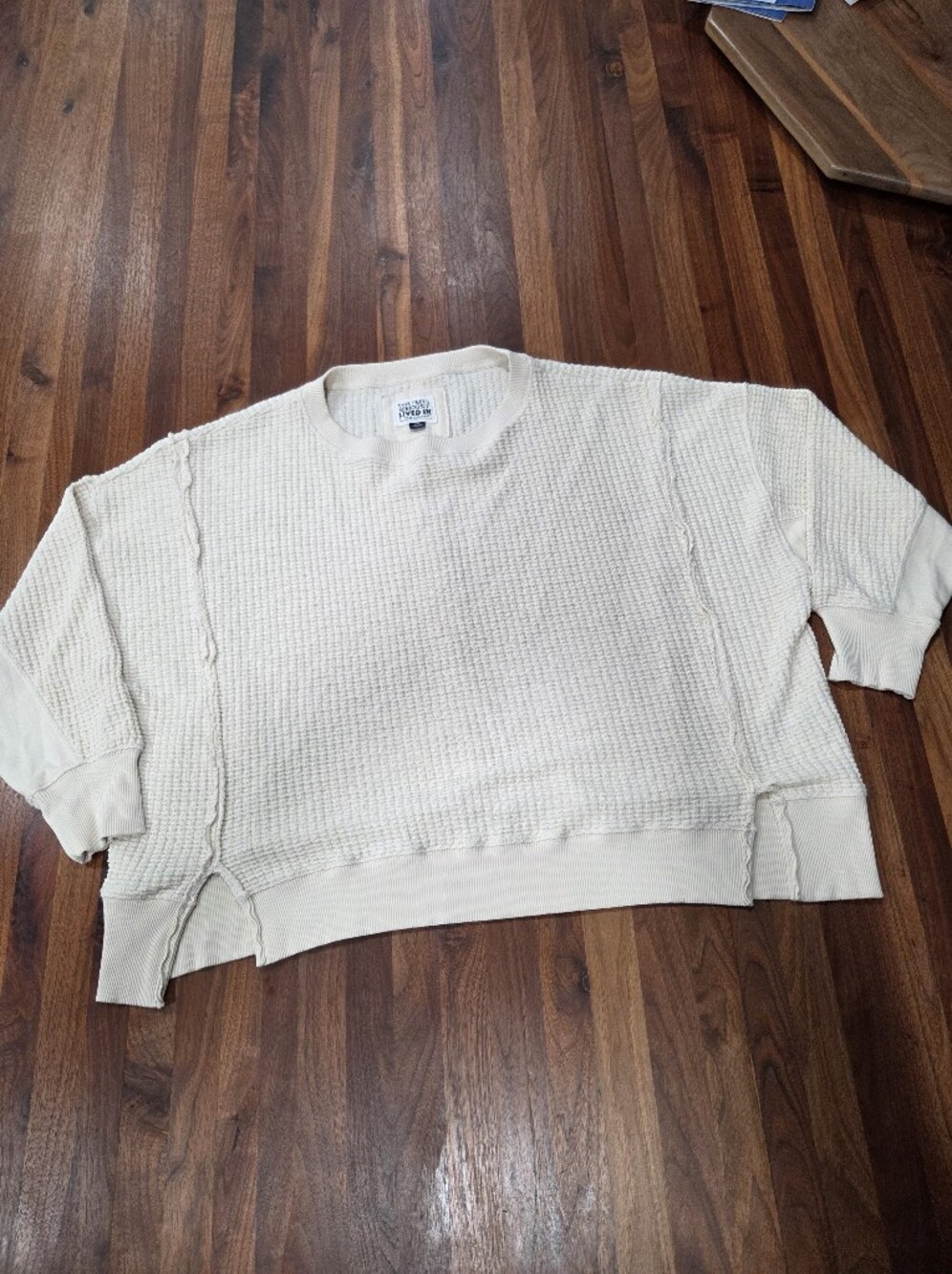 American Eagle Cream Waffle-Knit Boxy Pullover Raw Seams Split Hem Size Large